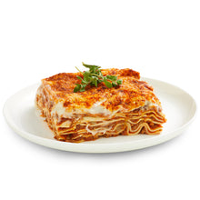 Load image into Gallery viewer, Salad Servers Beef Lasagne 1kg