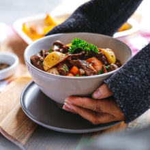Load image into Gallery viewer, Hearty Beef Casserole 1.5kg
