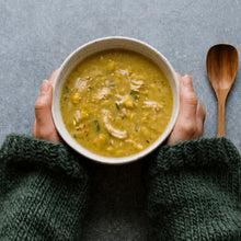 Load image into Gallery viewer, Salad Servers Chicken and corn soup, ready-made soup delivered to your door
